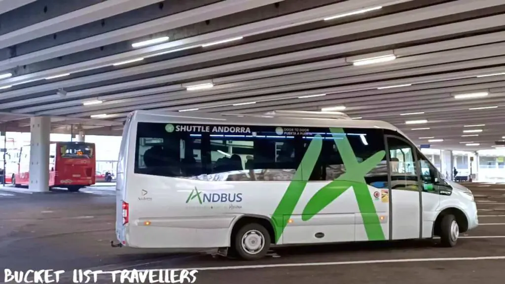 Andbus Shuttlebus at Gare Routière de Toulouse, silver minivan at bus terminal