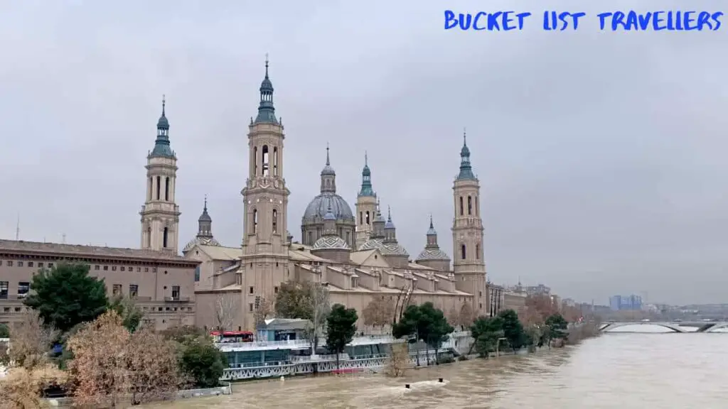 Basílica de Nuestra Señora del Pilar Zaragoza Spain