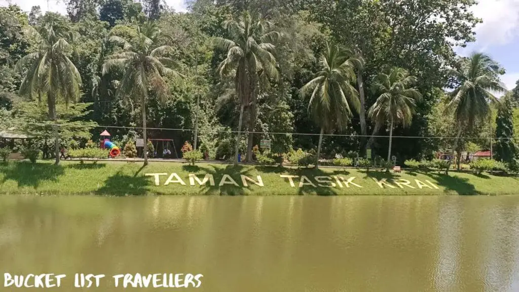 Laman Tamu Taman Tasik Krai Park Kuala Krai Malaysia