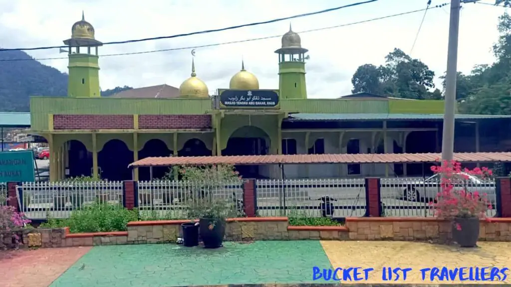 Masjid Daerah Raub - Tengku Abu Bakar Raub Mosque Malaysia