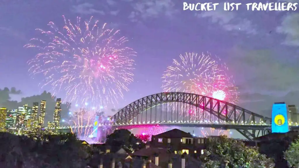 NYE Fireworks Sydney Australia - Sydney Harbour Bridge