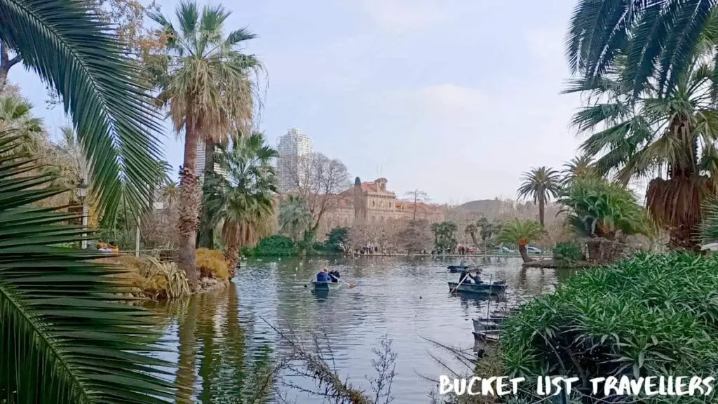Parc de la Ciutadella Barcelona Spain - Lake